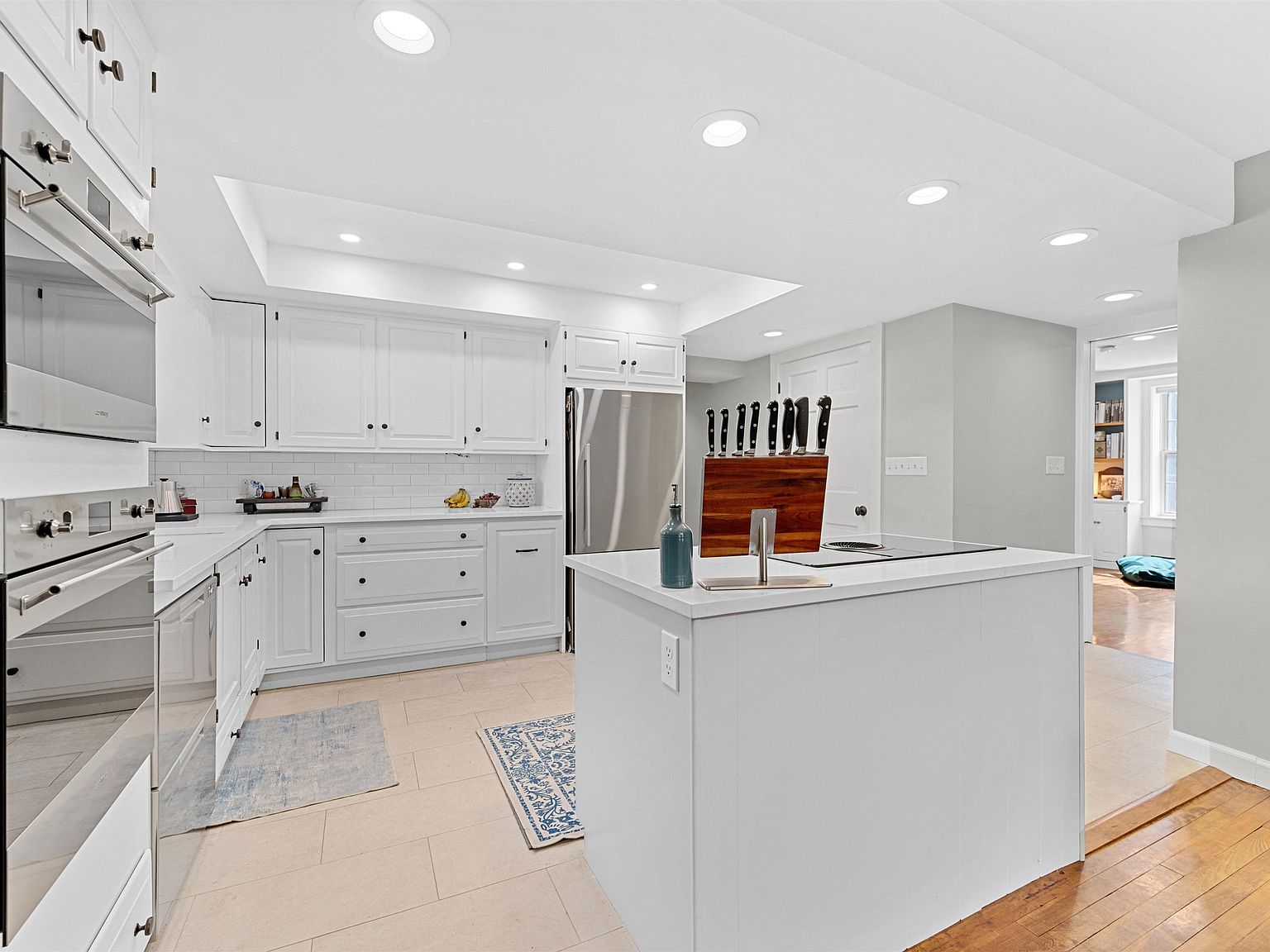 Kitchen island and hardwood floors